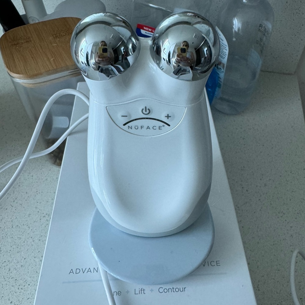 Nuface Trinity Facial Contouring Kit